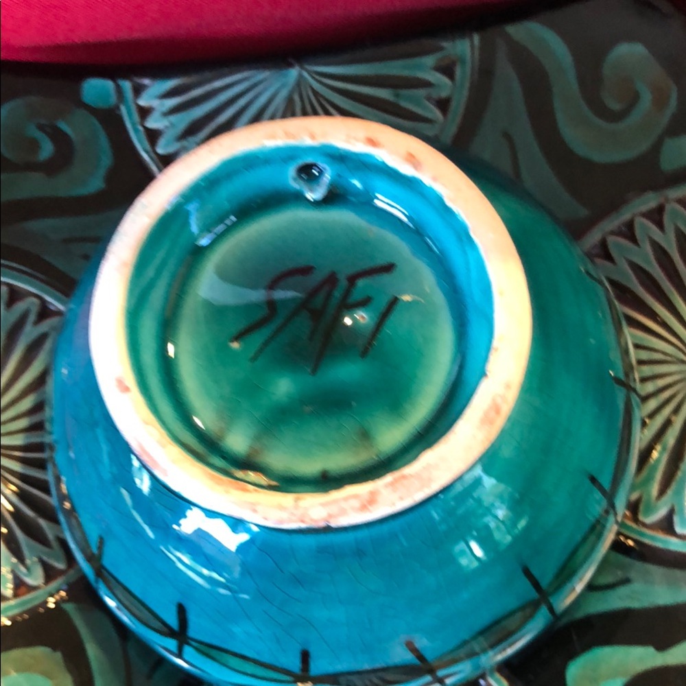 Safi Elegant Blue and Black Pottery Bowl Set - Picture 2 of 4